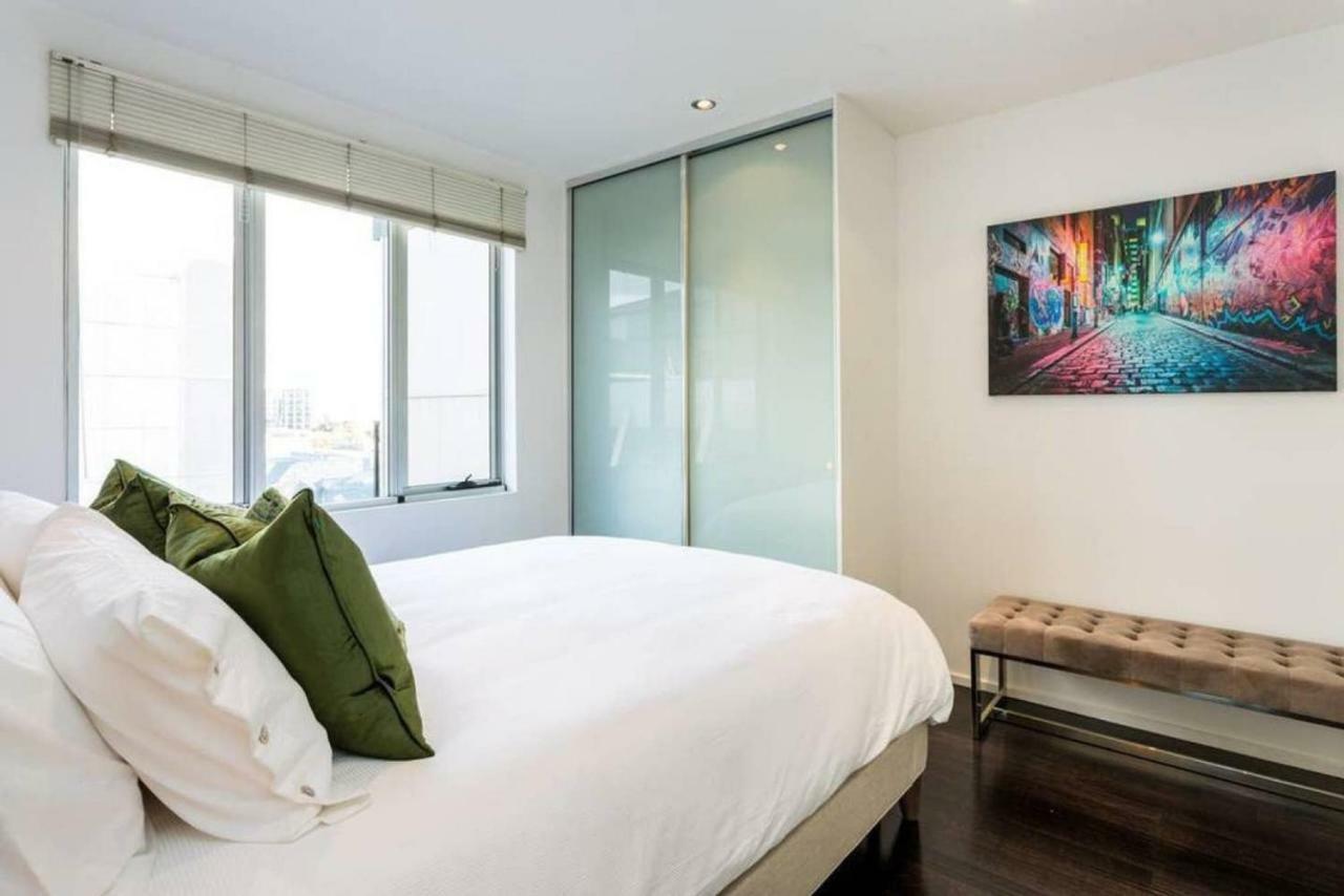 Penthouse At Graffiti Laneways & Restaurants Apartment Melbourne