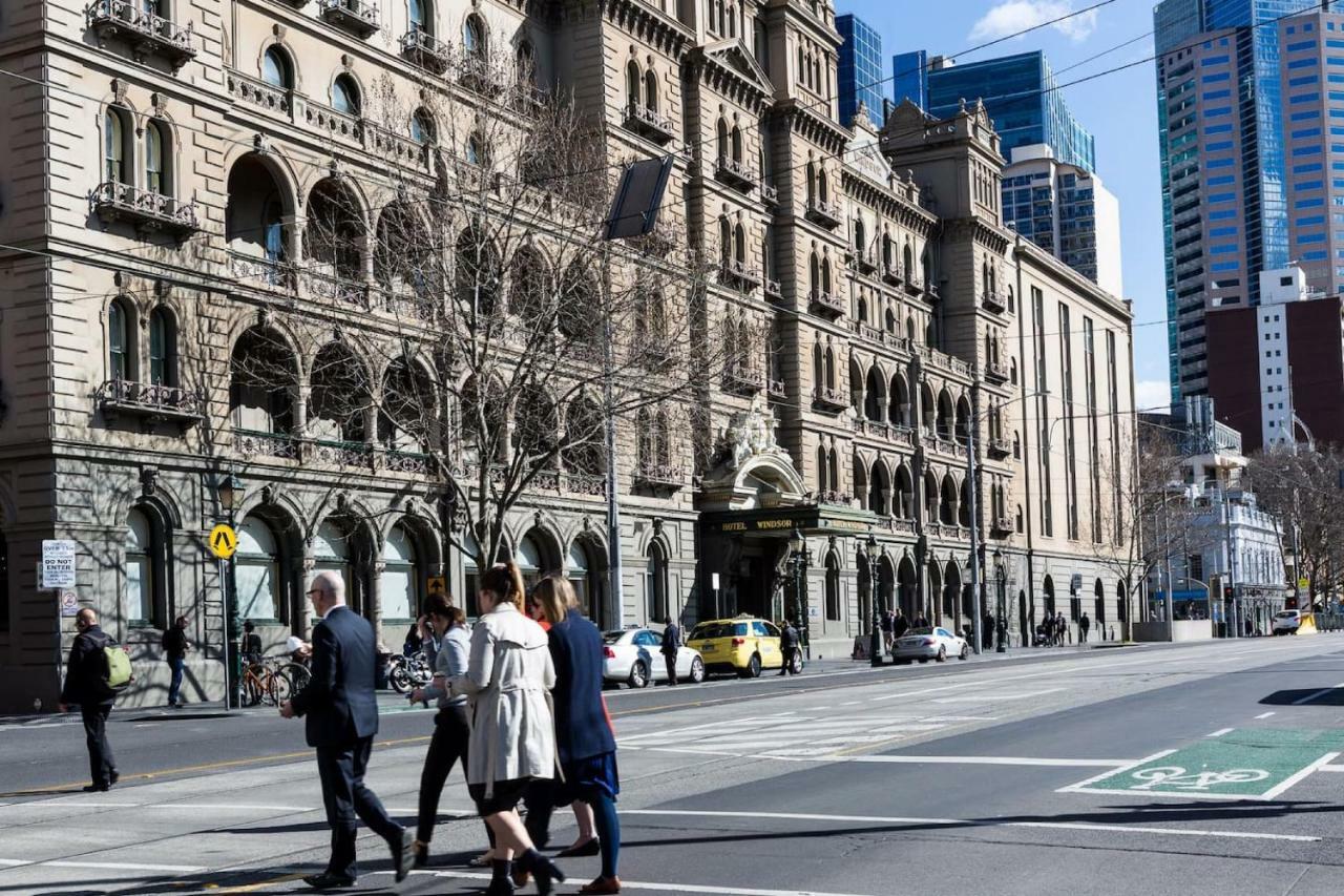 Owen - Soaring City Views Central Location Apartment Melbourne