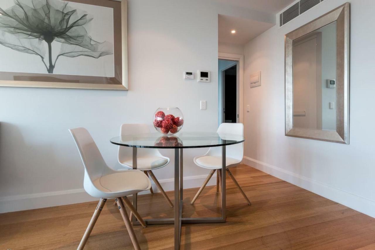 Apartment Owen - Soaring City Views Central Location *