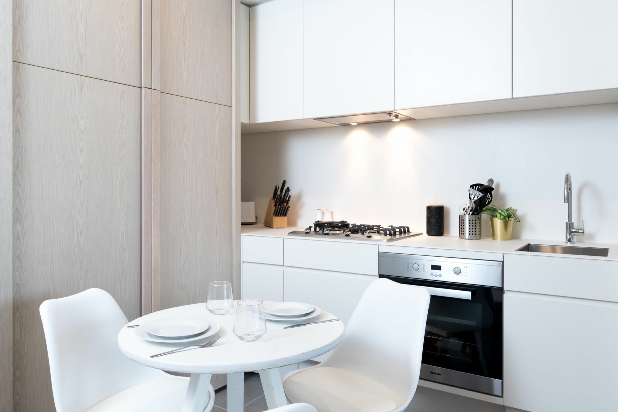 Staycentral Docklands Delight Apartment Melbourne