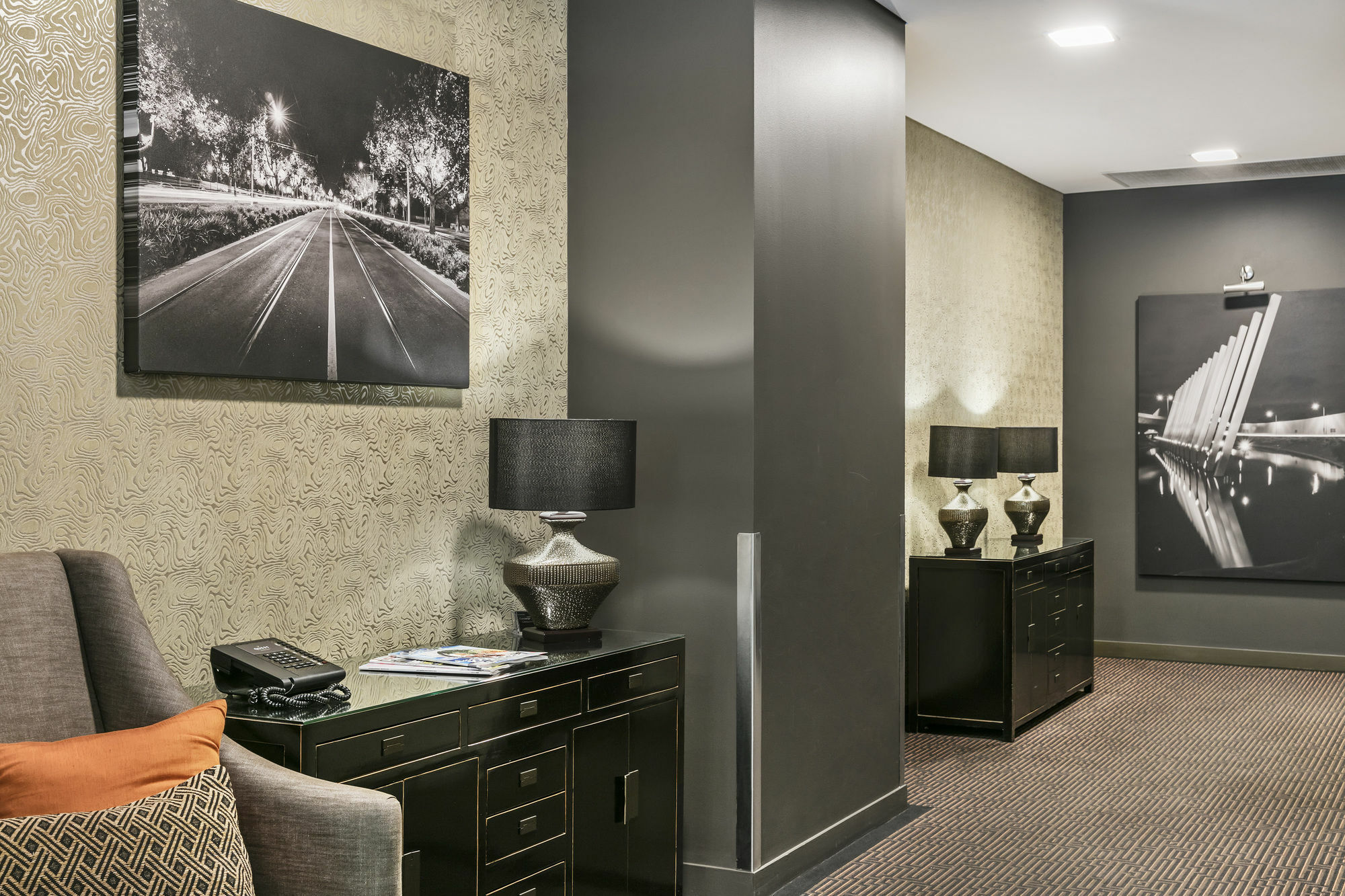 Quest Docklands Aparthotel