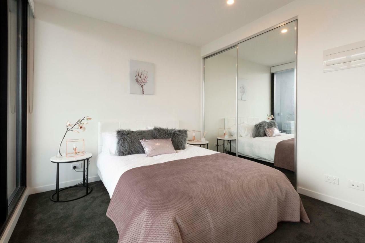 Apartment Gravity Tower Melbourne