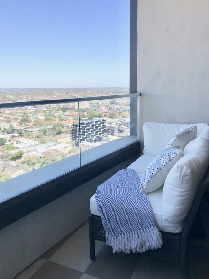3 Saint Kilda Road Apartment