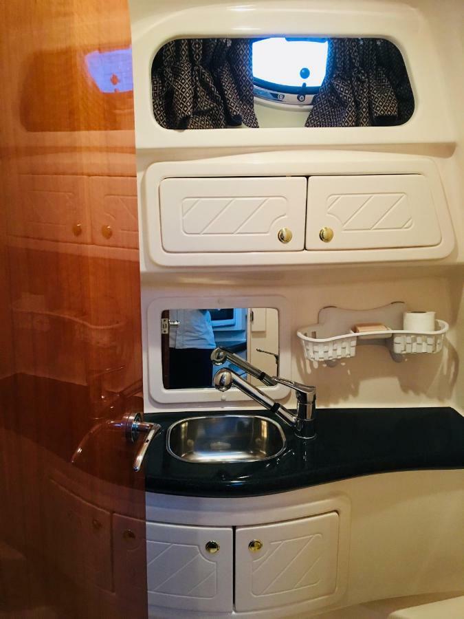 Botel Luxury On The Water *