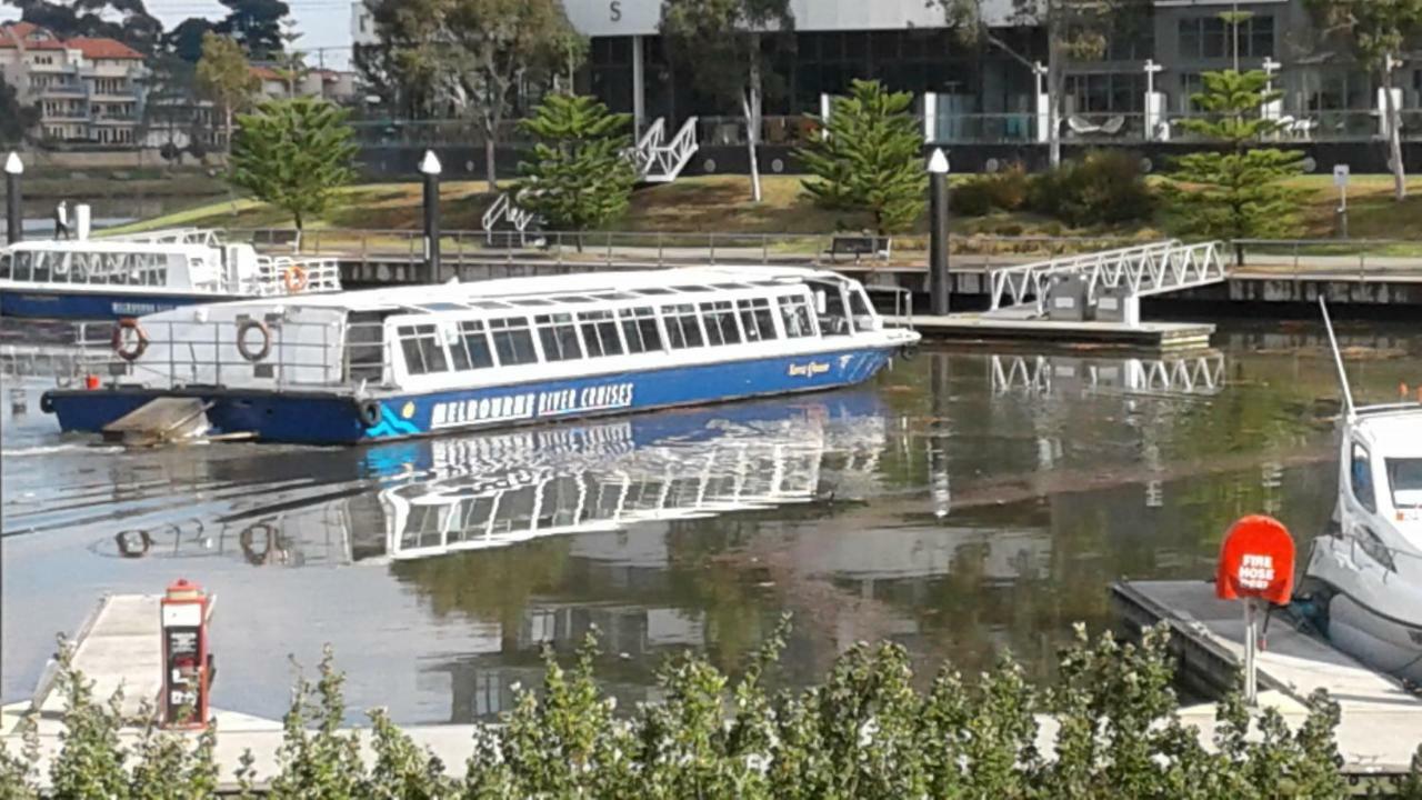 Marina View On The River, Melbourne Apartment Maribyrnong