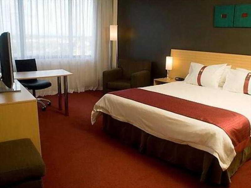 Airport By Ihg 4*