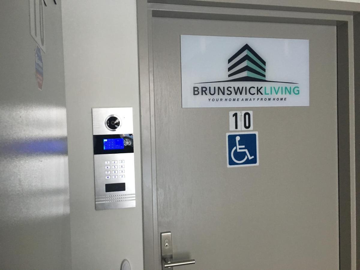 Apartment U201 Brunswick Living Floor Balcony Close To And Cbd Free Wifi Tram At Doorstep Melbourne