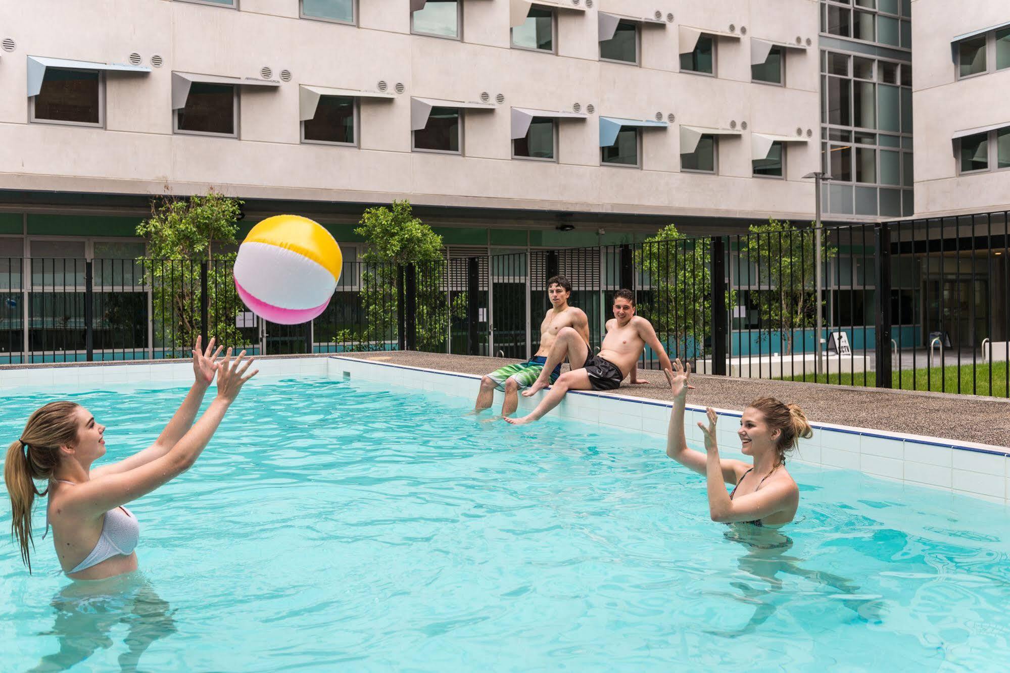 Student Village Aparthotel 3*