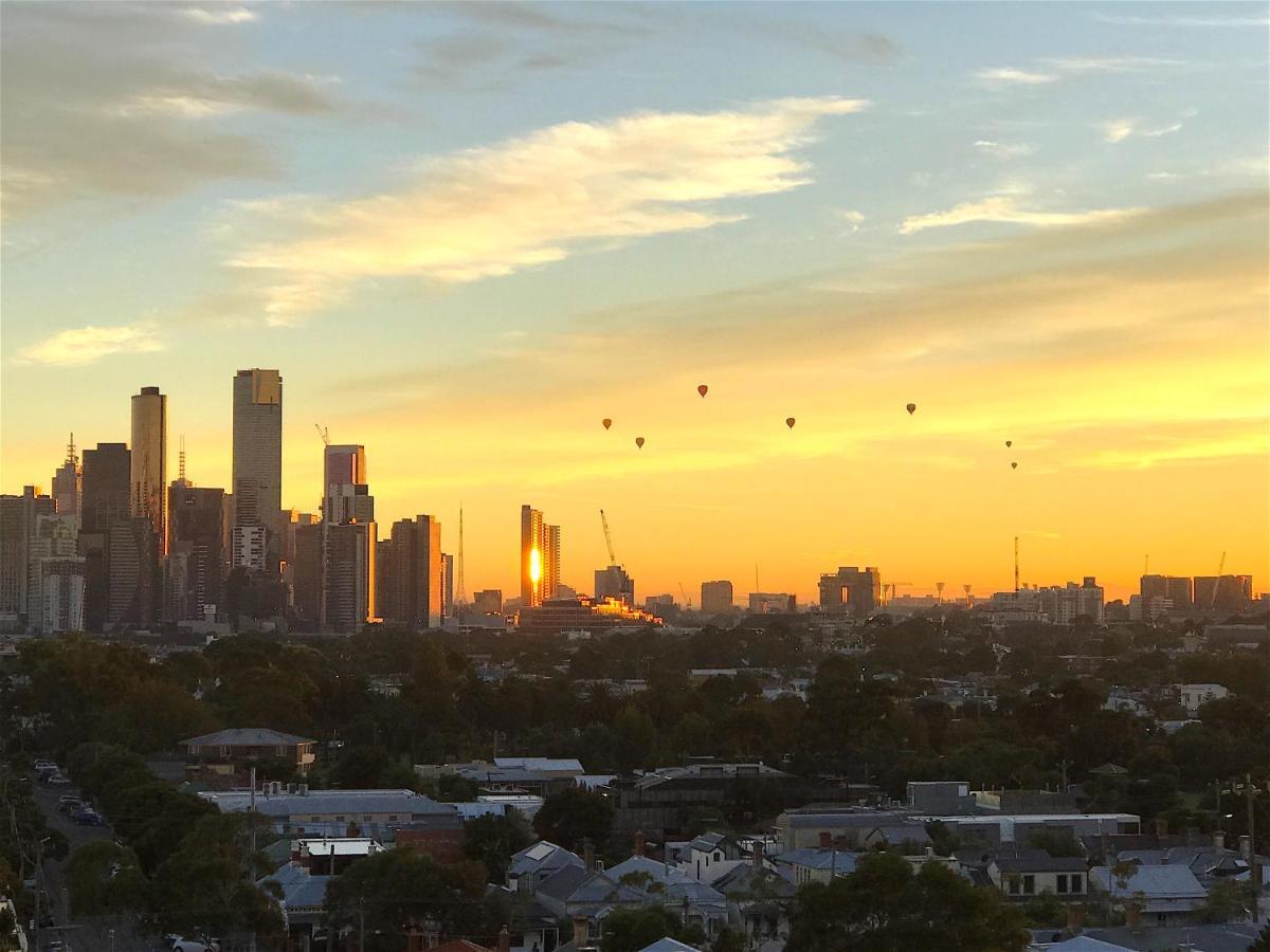 Port Bayview * Melbourne