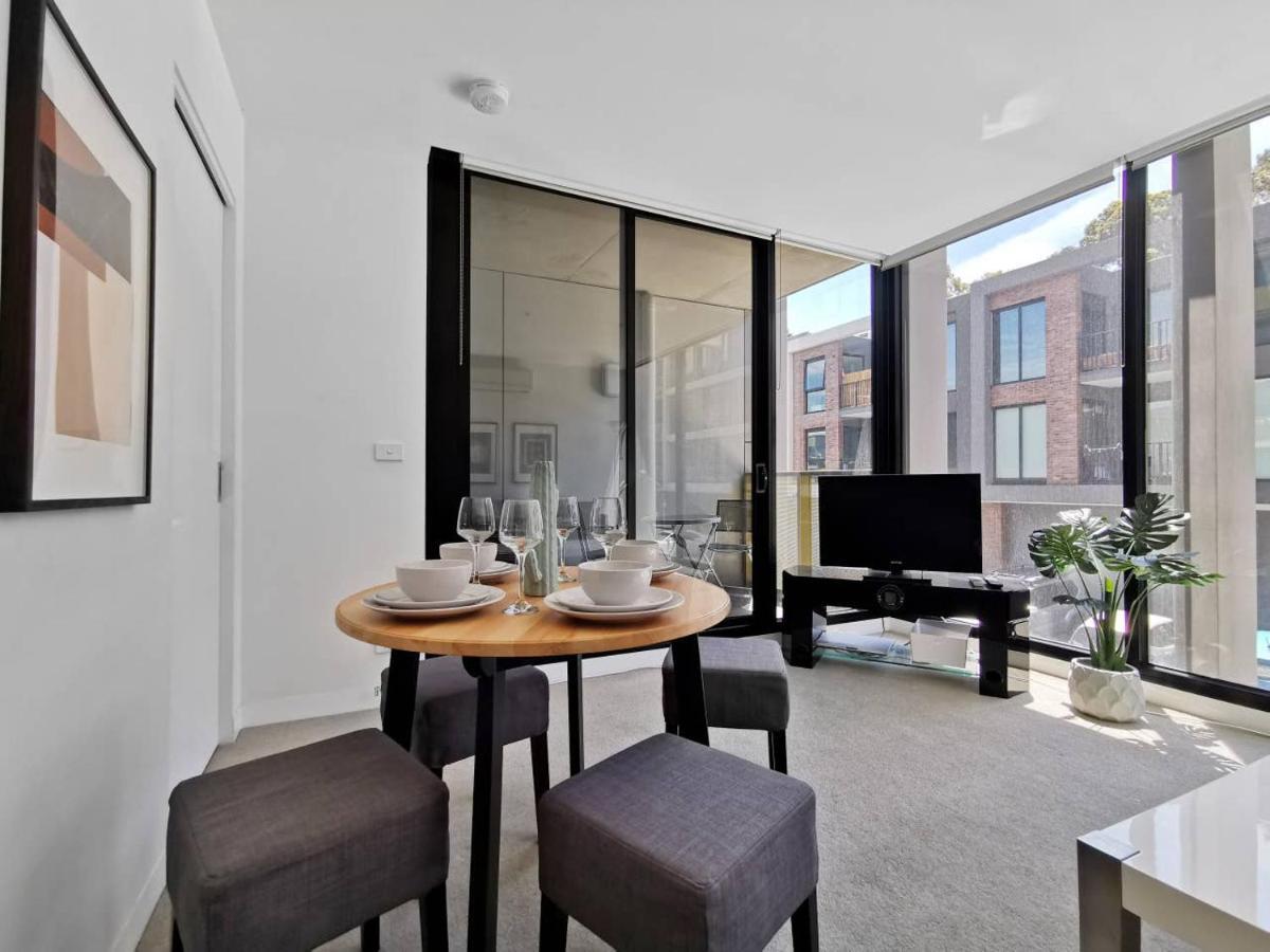 Hawthorn Elegant Lifestyle 1 Bedroom *