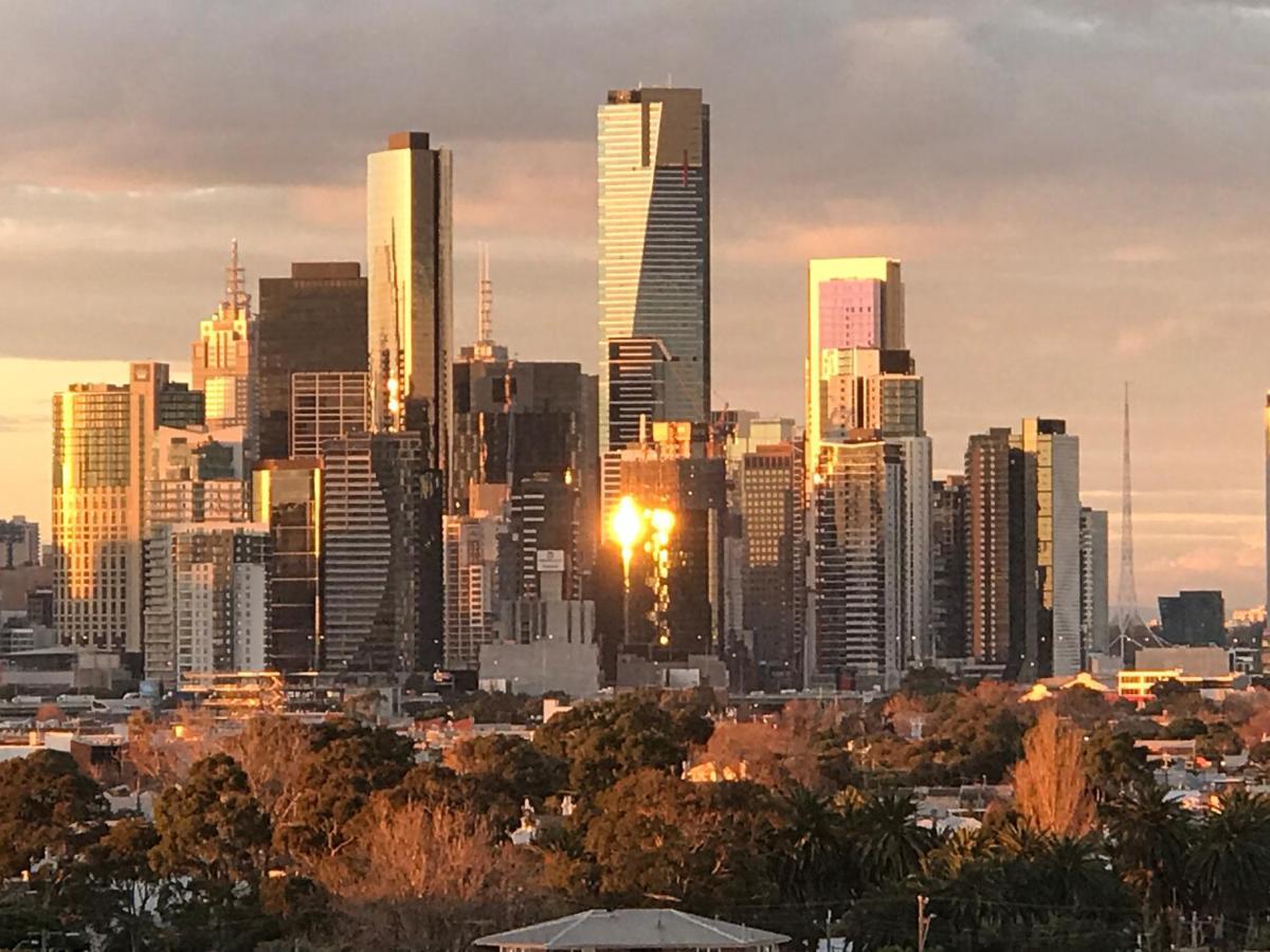 Port Bayview * Melbourne