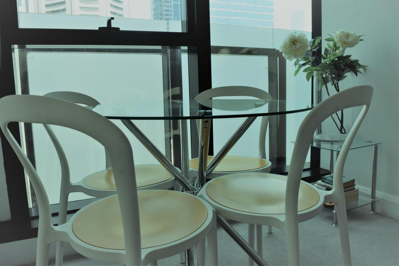 Executive Little Collins Street Apartment