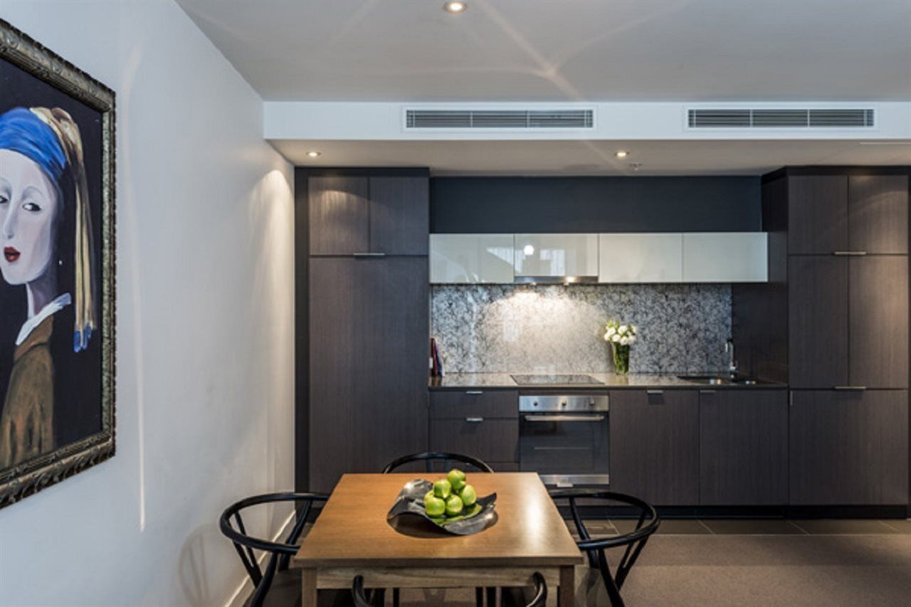 Wrap On Southbank Aparthotel