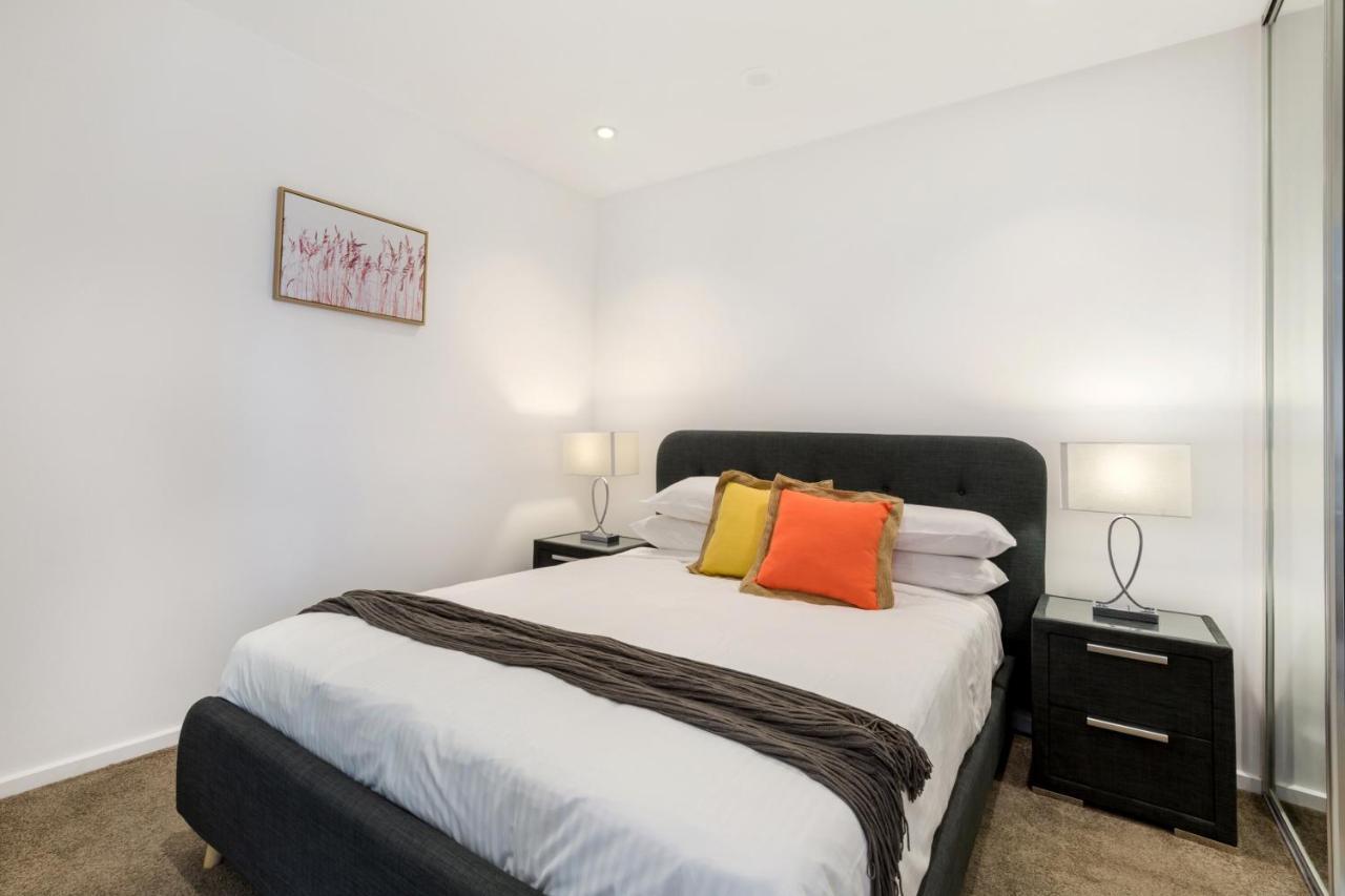 Yarra Riverside 2-bed Retreat In Prime Location * Melbourne