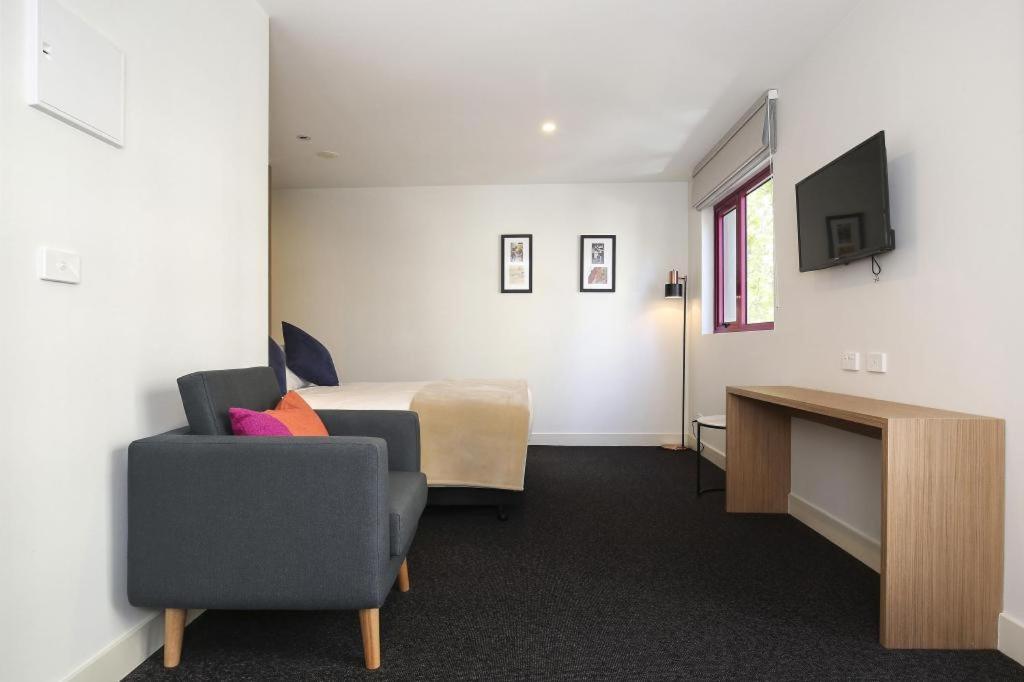 Plum Serviced Carlton Aparthotel Melbourne