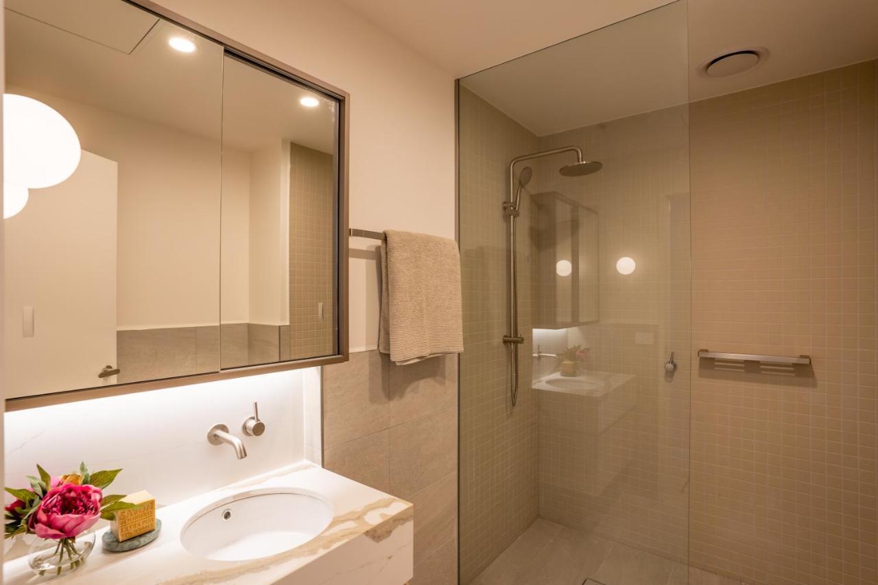 Ifsuites Village Hotel 5*