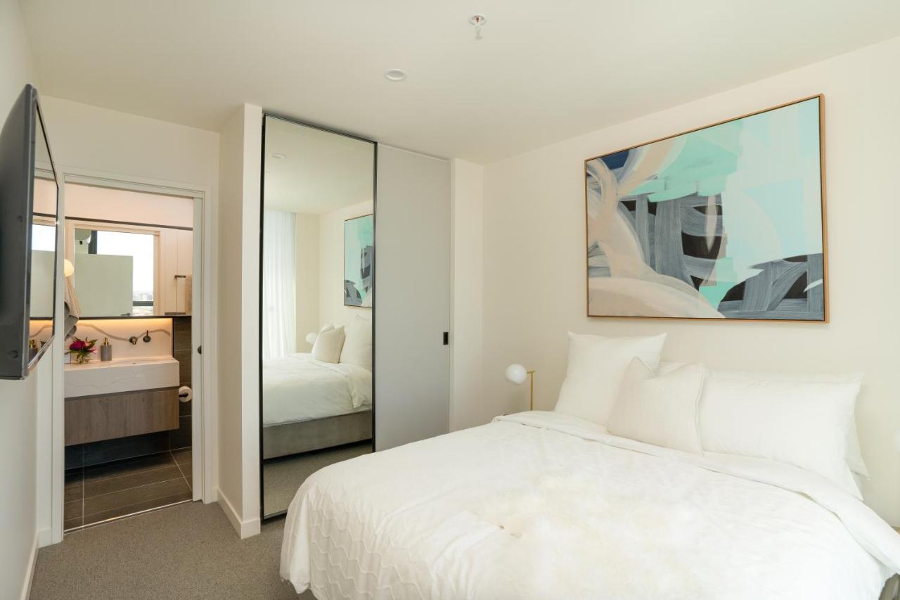 Ifsuites Village Hotel