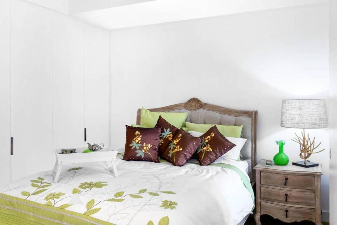 Roomerang At Momentum 2 *