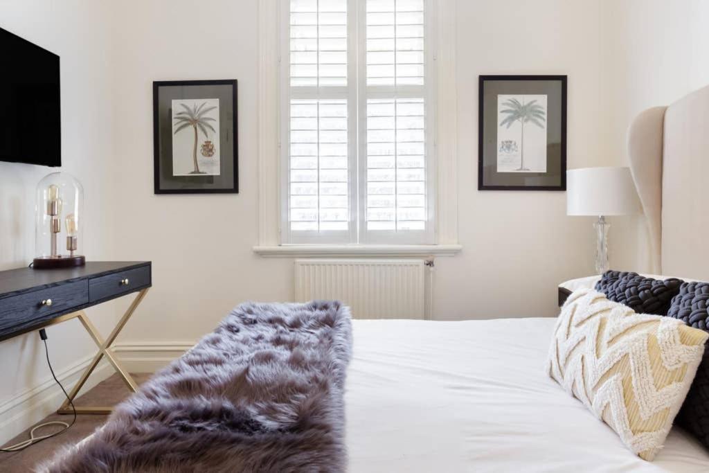 94 Highett - 5 Bedroom, 3 Car Parks - Luxury House Holiday home
