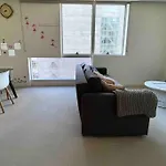 Readyset Apartment At Jane Bell