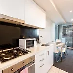 Great Location 2-Bed Apt - Southern Cross Station