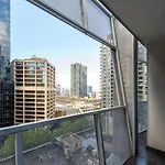 Great Location 2-Bed Apt - Southern Cross Station