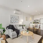 Luxury Southbank Apartment