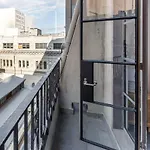 Majorca Classic - Boutique Flinders Lane Balcony Pad