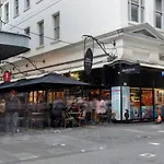 Majorca Classic - Boutique Flinders Lane Balcony Pad