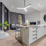 Delicated Loft In Central 2Bed 2.5Bath 2Carpark