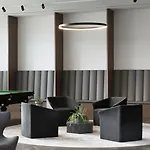 Essence Residence With Bay Views & Parking