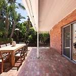 Stylish Contemporary Retreat St Kilda