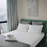 Cbd Heart｜Awe- Inspiring Heights｜Breathtaking View