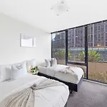 A Large 2Br Apt Near Crown Sleeps 8 Free Parking