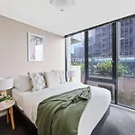 A Large 2Br Apt Near Crown Sleeps 8 Free Parking