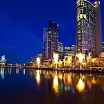 A Large 2Br Apt Near Crown Sleeps 8 Free Parking