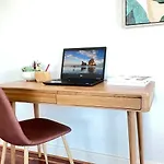 Amazing Beachfront & City Views 2 Bed 2 Bathroom