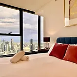 Sky High 3 Beds Apartment