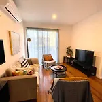 3Br Pure Luxury & Elegant Holiday Home In Latrobe