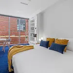 Stunning Executive Townhouse In Richmond