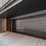 Stunning Executive Townhouse In Richmond