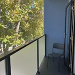Cozy Apartment- Tranquil Haven In St Kilda\'S Heart