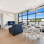 The Hamptons Apartments - St Kilda