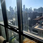 High Rise Unit In Front Of Crown With Free Parking