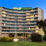 Holiday Inn Melbourne Airport By Ihg