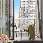 A Chic 2Br Apt Near Melbourne Central Free Parking