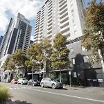 Modern Nomads Stunning City & River View 3Br With Carpark