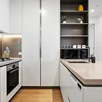 Modern Apt 100M Fr Parkland W Pool, Gym And Wi-Fi