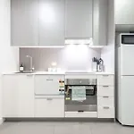 Experience The Heartbeat Of Melbourne Cbd 1Br