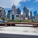 Stylishly Designed 2Br Apartment In Southbank